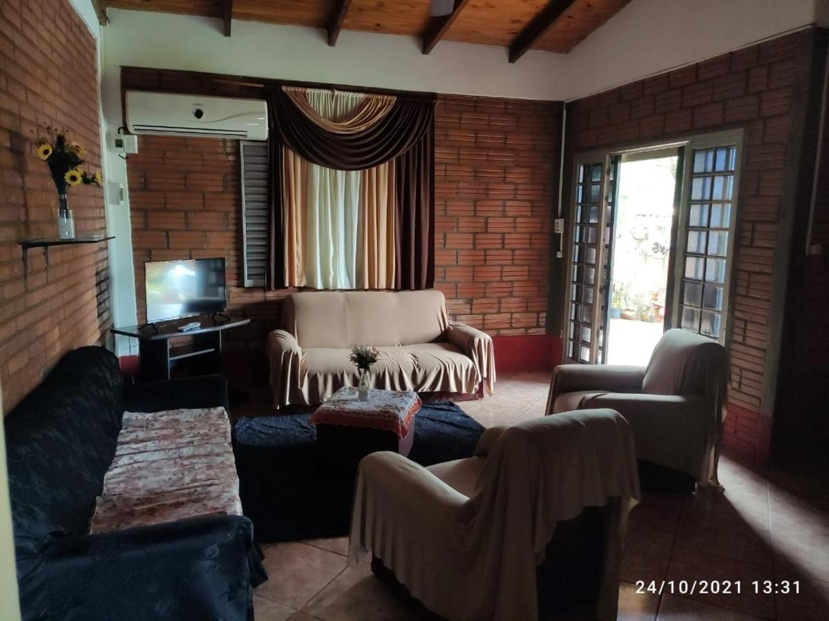 Iguazu Alojamiento "La Casa" Porto Iguaçu Exterior foto